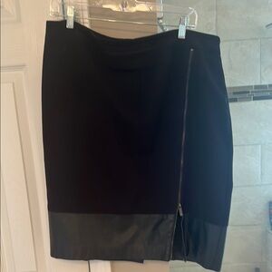 Jones New York Black Asymmetrical Pencil Skirt